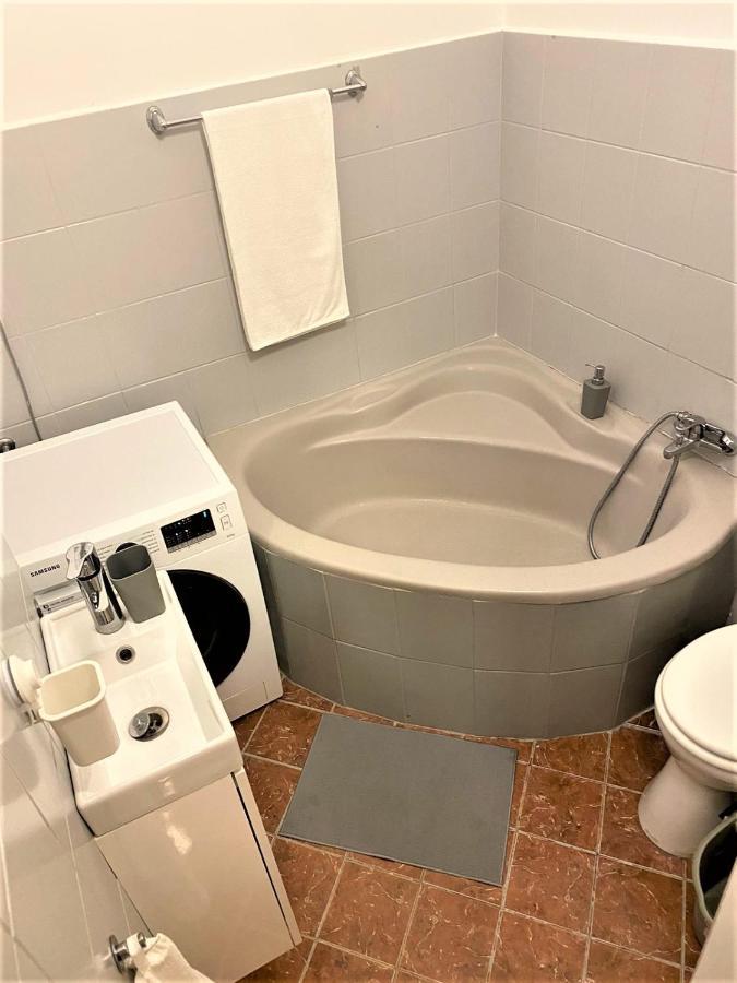 Quiet And Private Studio In The Center Apartment Budapesta Exterior foto