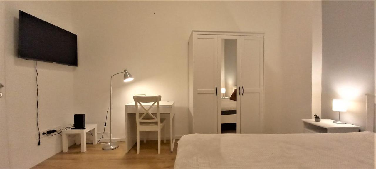 Quiet And Private Studio In The Center Apartment Budapesta Exterior foto
